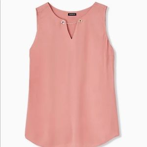 NWT TORRID DUSTY CORAL CREPE CHAIN FRONT TANK